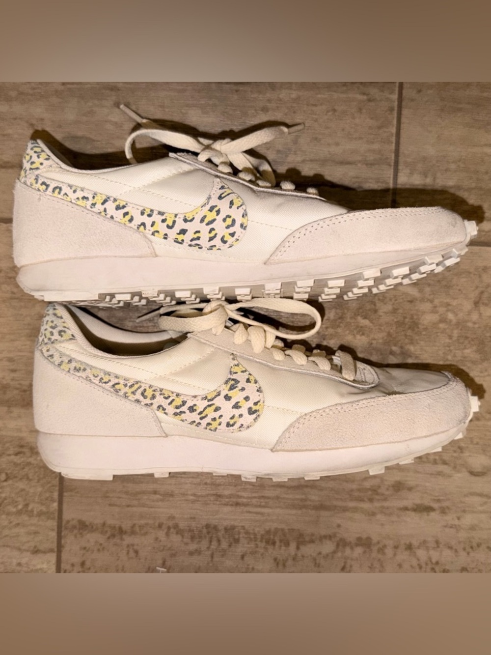Nike DBreak SE Leopard Sail (Women's) Sneakers/ Shoes Size 6 - Picture 3 of 9